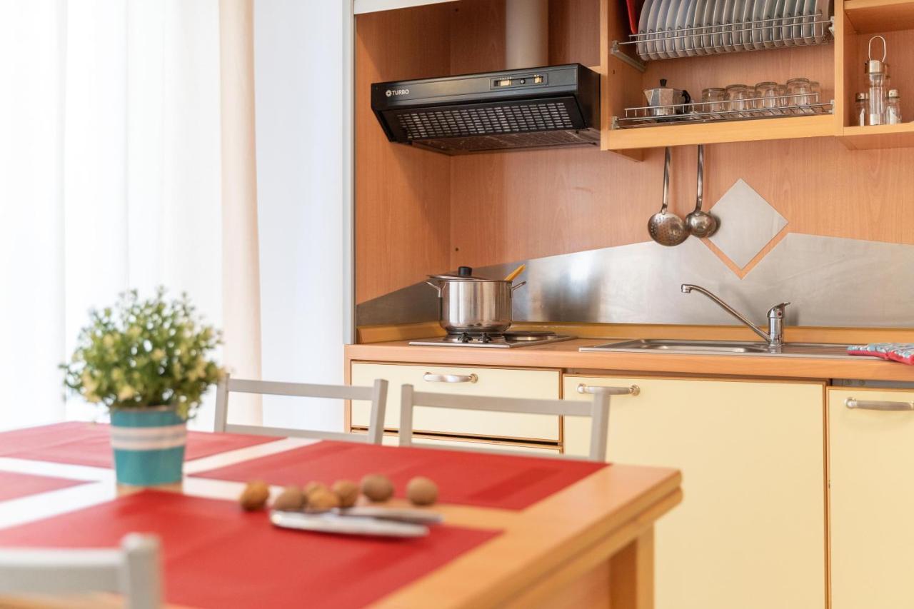 Residence L'Appartamento Римини Экстерьер фото